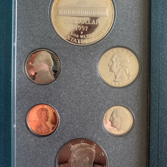 United States Mint 1997 Prestige Set - Picture 2 of 6